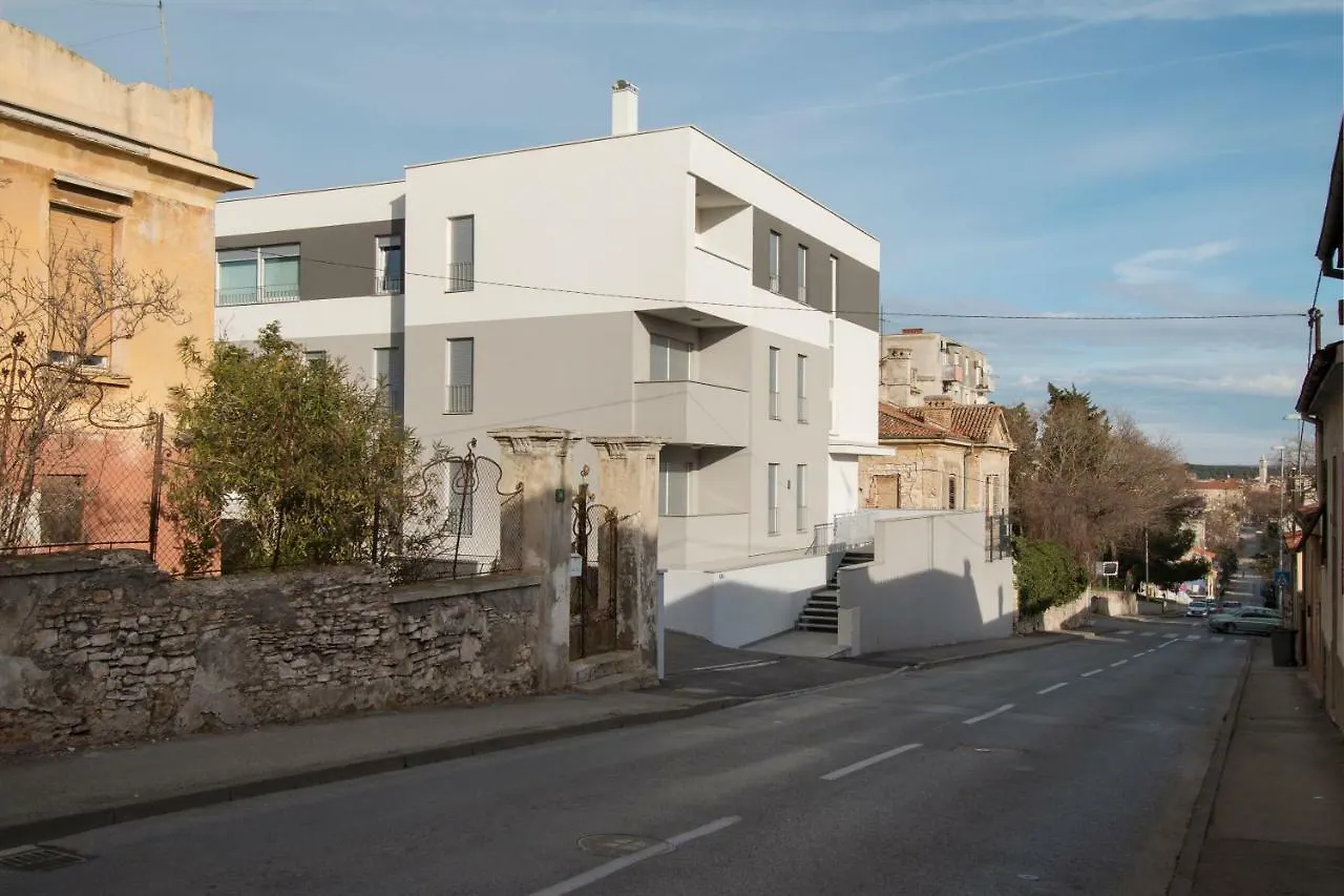 Inspire Apartments Pula 0*,